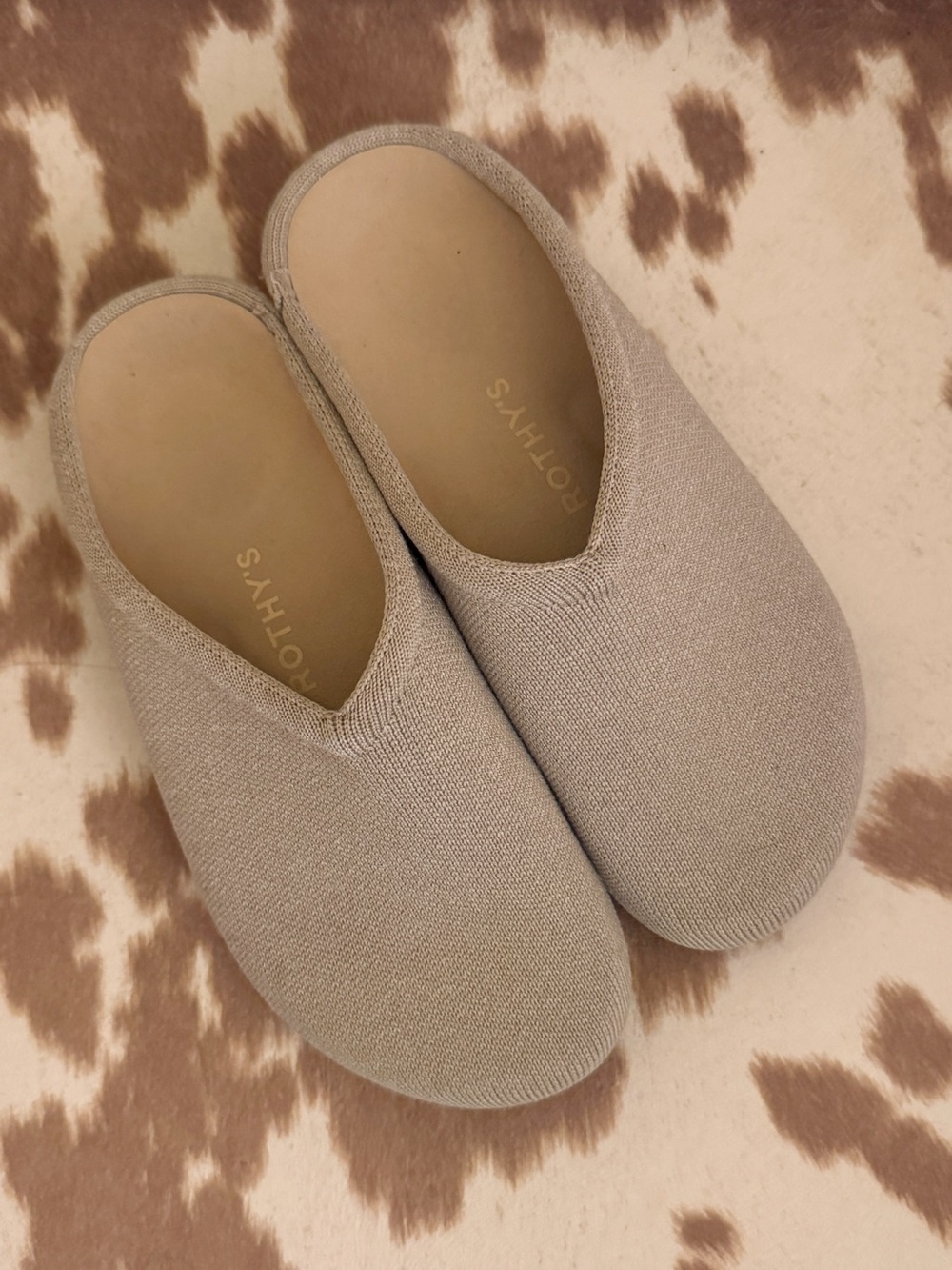 Rothys Casual Clog, Dove - Knit Slip-On Mules Light Beige size 7